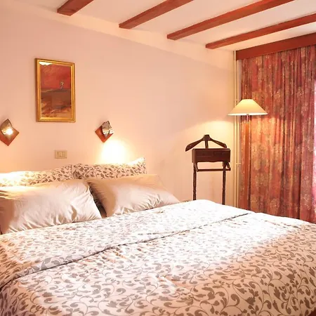 Casa Brolo *
