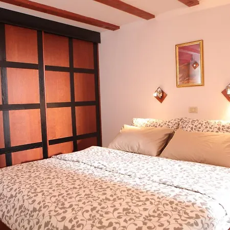 Casa Brolo *